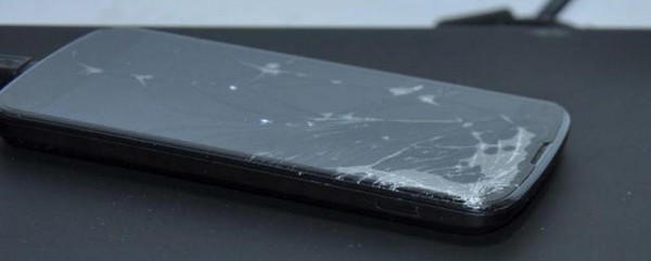 手機一不小心屏幕碎了怎么快速修復(fù)
